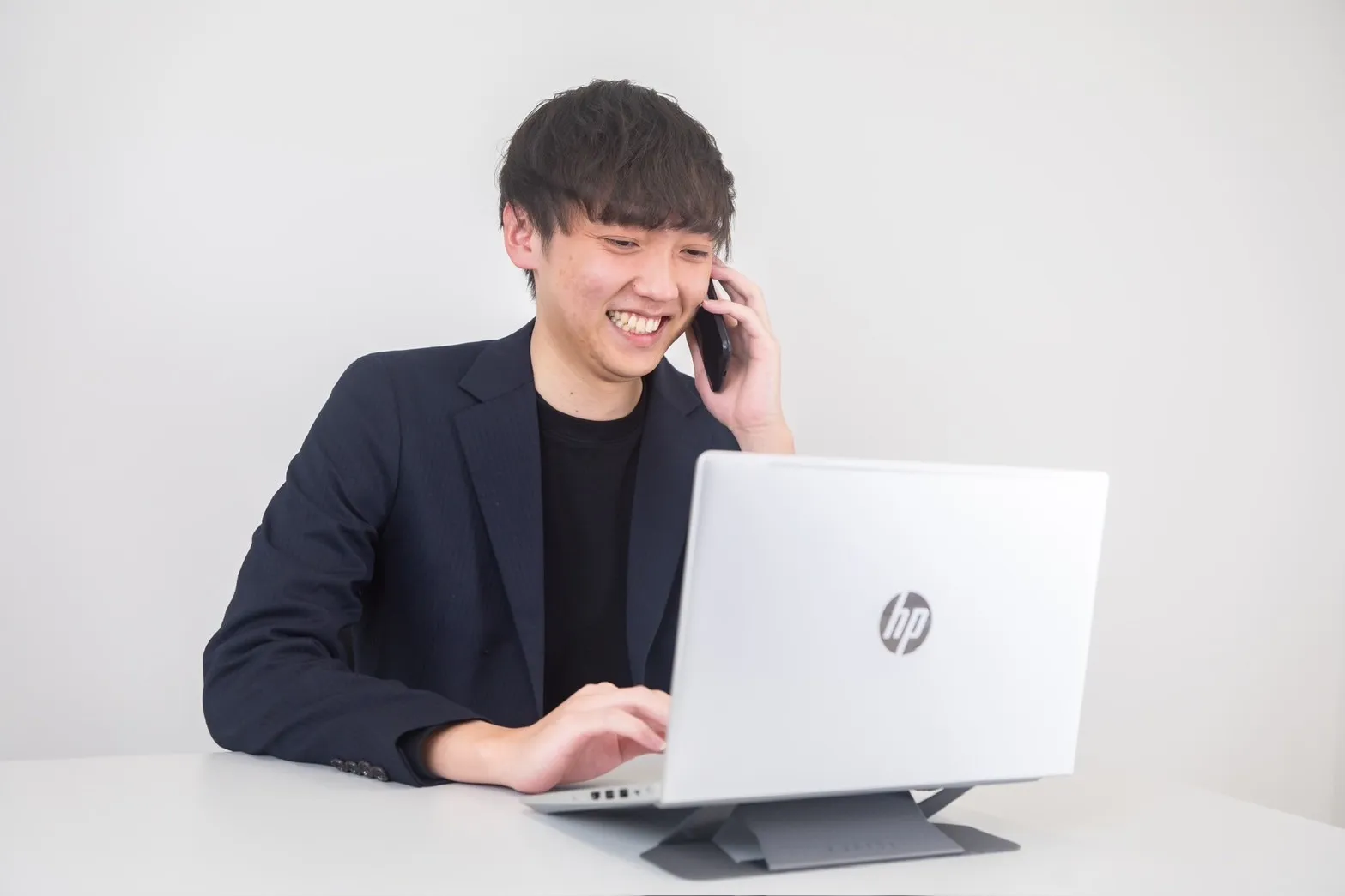 【愛知】介護×ベンチャーで事業成長を体験!個人の裁量権で勝負する転職コンサルタント募集